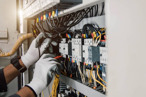 Best Affordable Emergency Electrician  in Kirkwood, MO